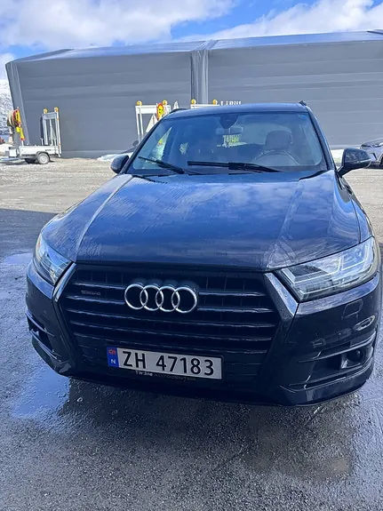 Audi Q7 2016 photo 2
