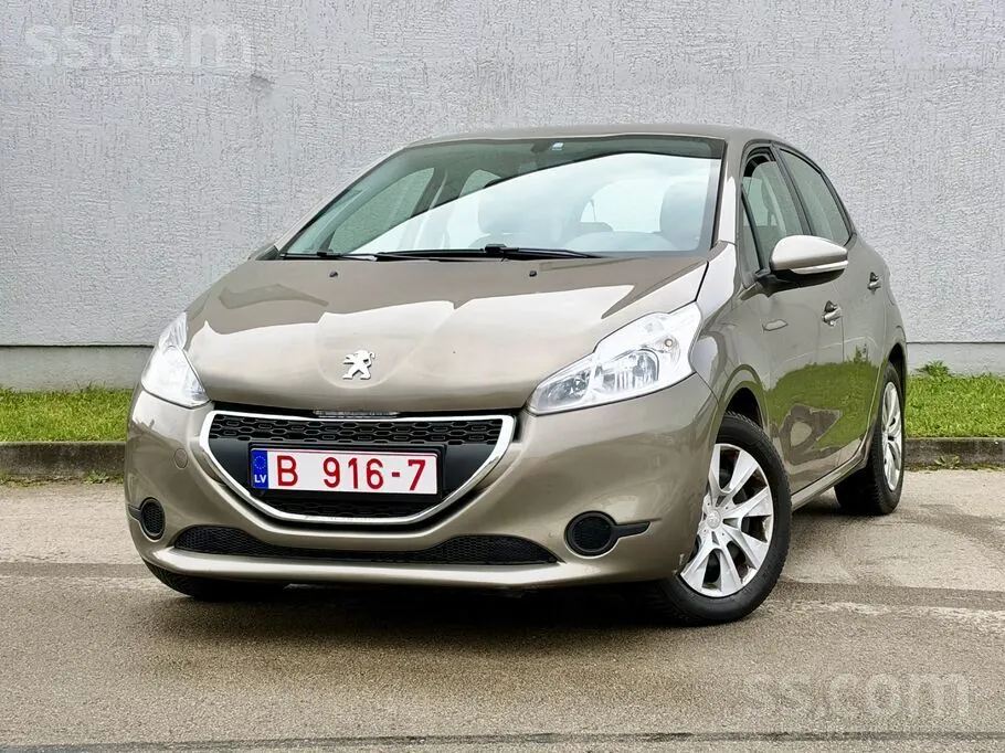 Peugeot 208