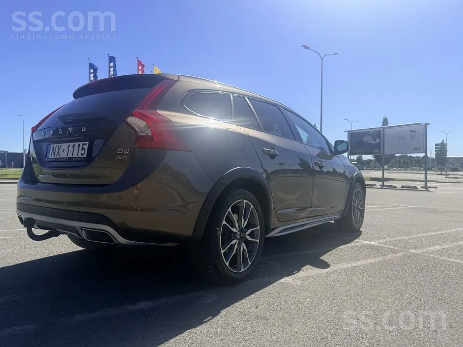 Volvo V60 2017 photo 5
