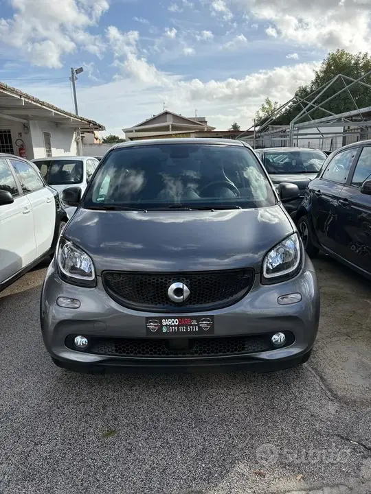 Smart Forfour 2019 photo 2