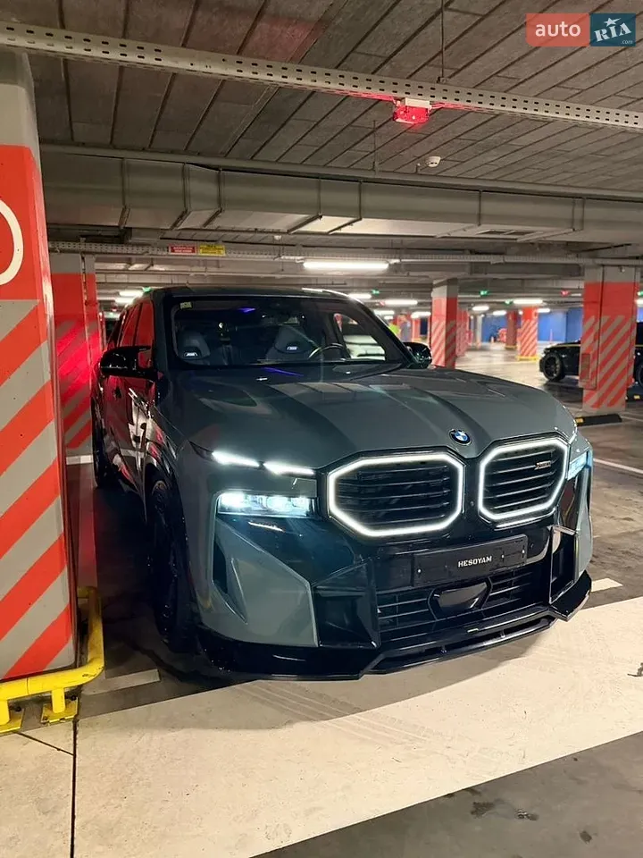 BMW Xm