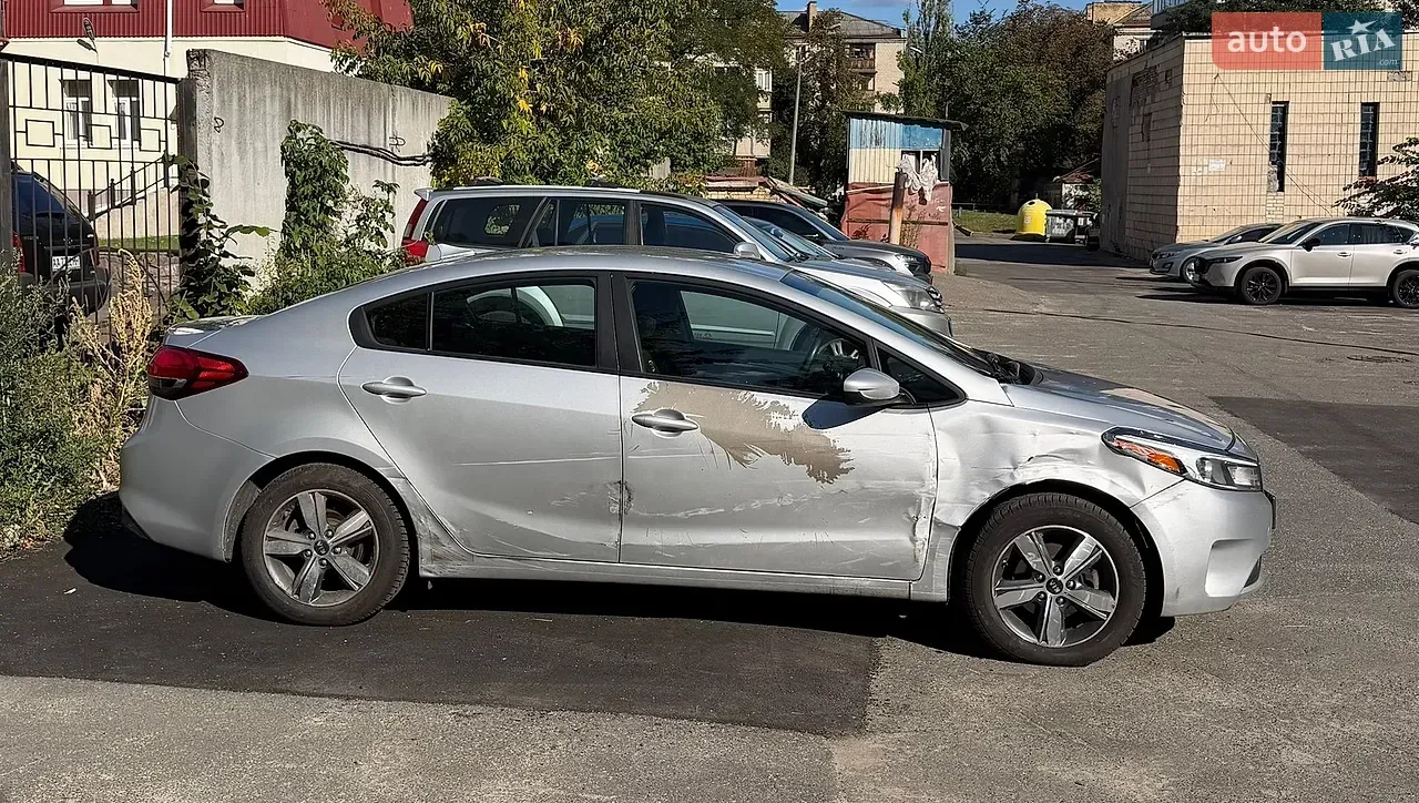 Kia Forte 2018 photo 3