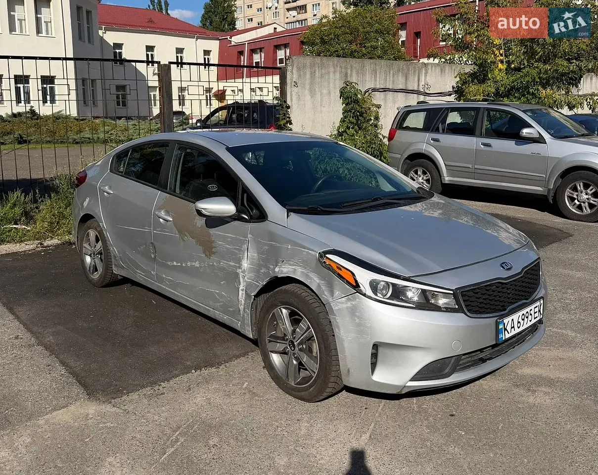 Kia Forte 2018 photo 2