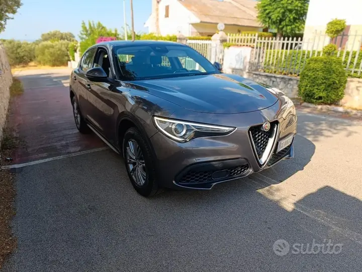 Alfa Romeo Stelvio 2021 photo 4