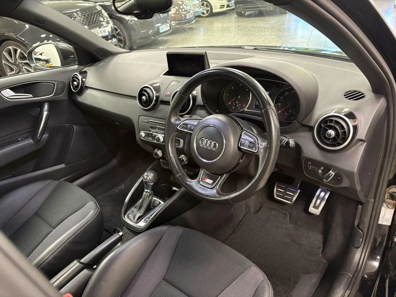 Audi A1 2015 photo 2