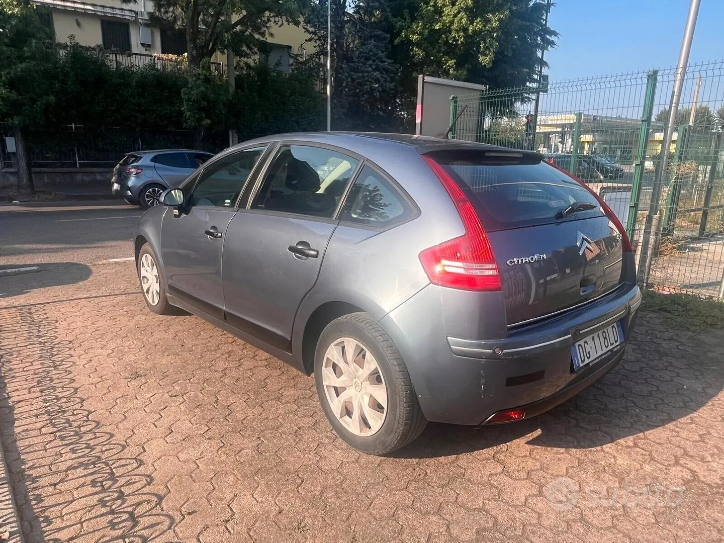 Citroen C4 2007 photo 5