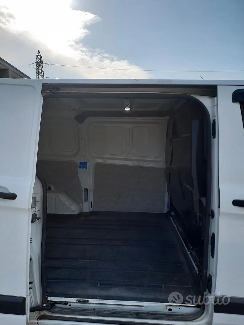 Ford Transit Custom 2018 photo 4
