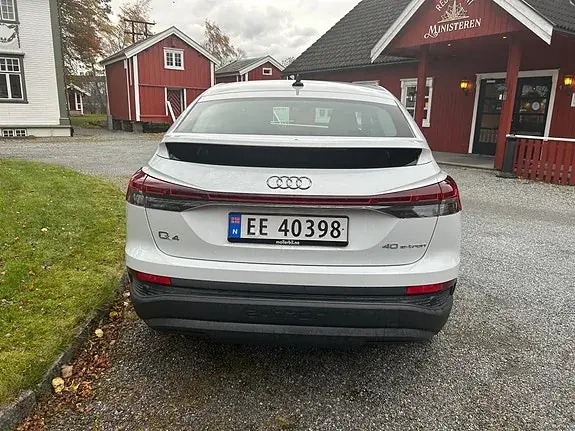 Audi Q4 E-Tron 2022 photo 5