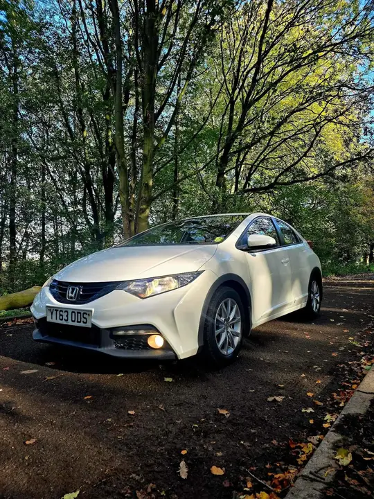 Honda Civic 2013 photo 2