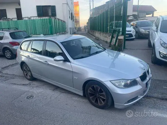 BMW 320D 2007 photo 3
