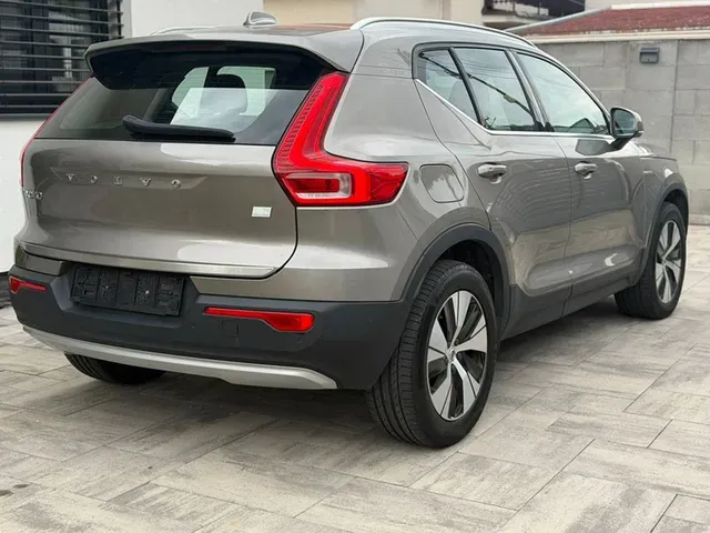 Volvo Xc40 2022 photo 3