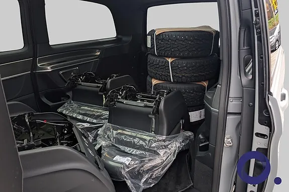 Mercedes-Benz Vito 124 2025 photo 3