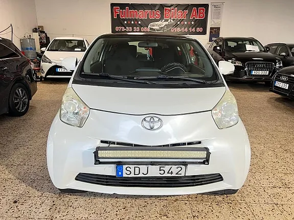 Toyota Iq 2009 photo 2
