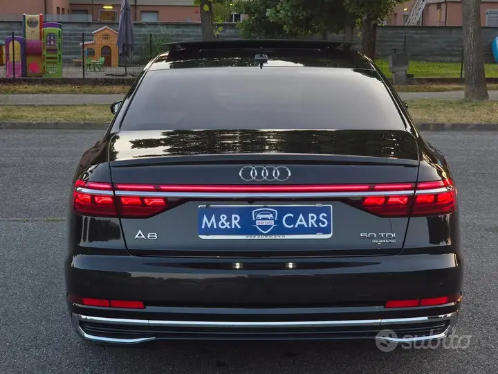 Audi A8 2022 photo 5