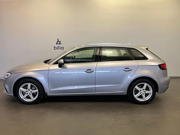 Audi A3 2017 photo 2
