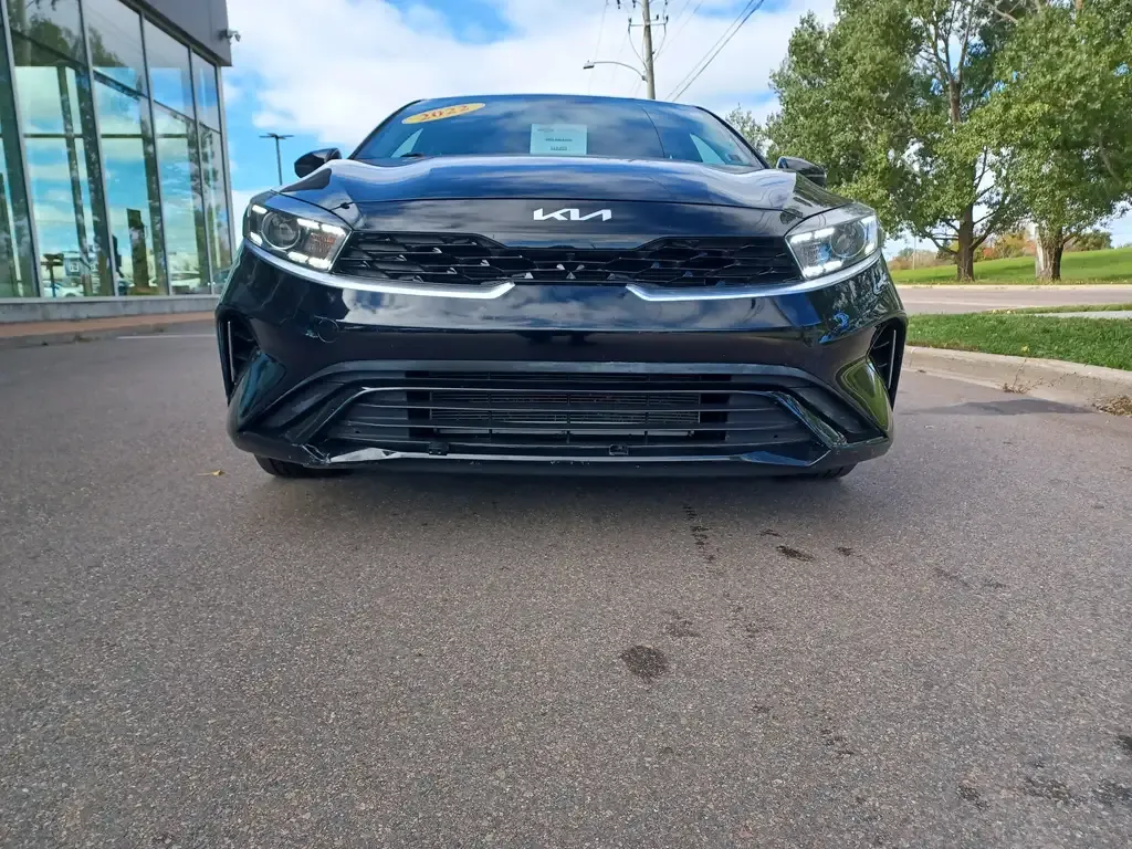 Kia Forte 2022 photo 4