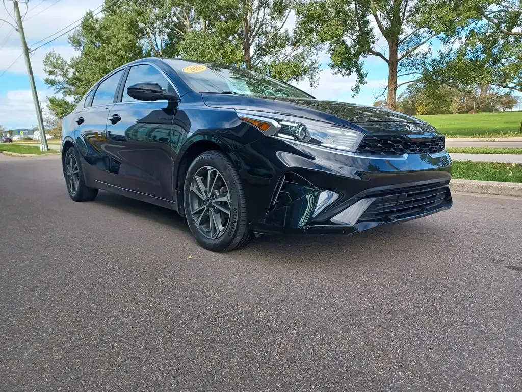 Kia Forte 2022 photo 5