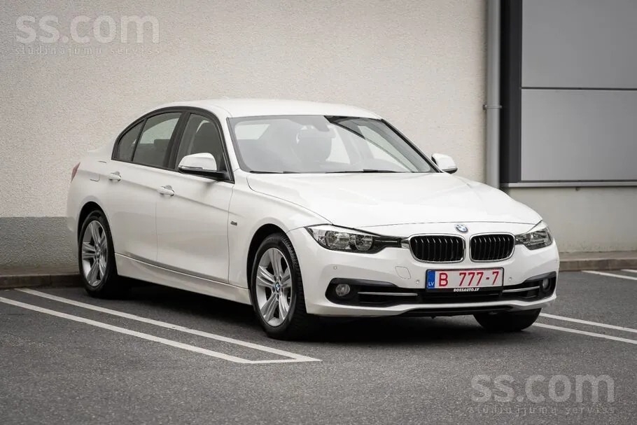 BMW 318I 2017 photo 3