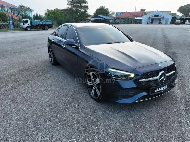 Mercedes-Benz C200