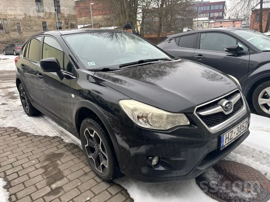Subaru Xv 2012 photo 2