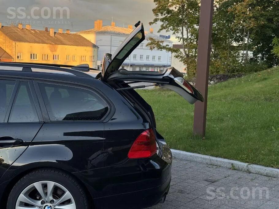BMW 320 2008 photo 5