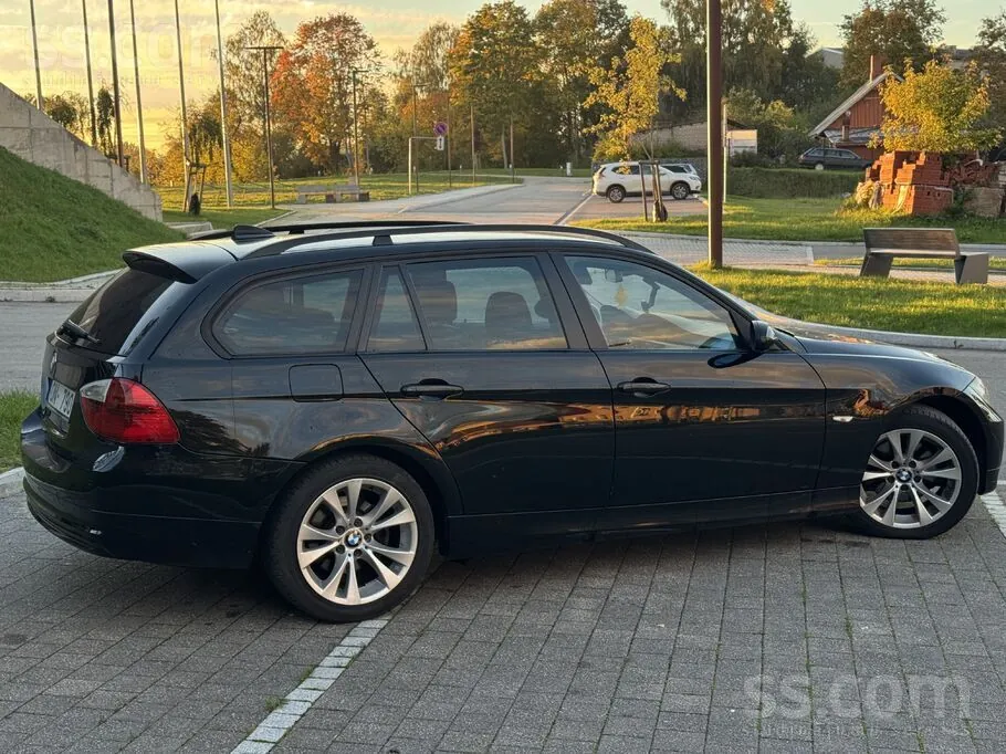 BMW 320 2008 photo 3