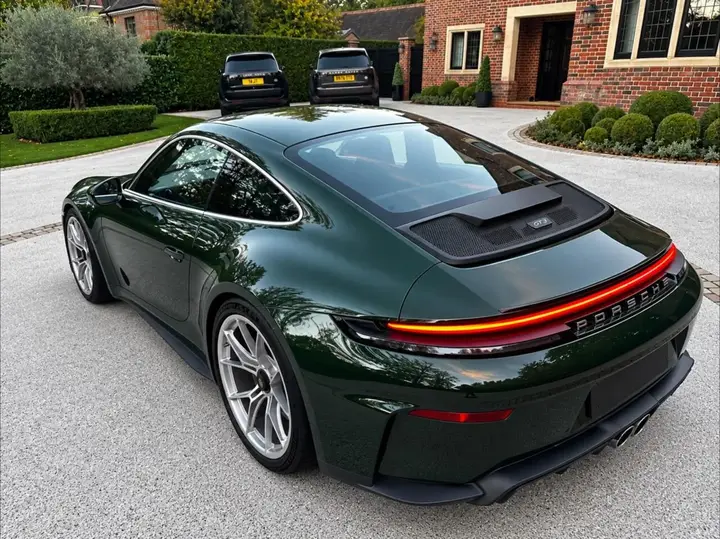Porsche 911 2025 photo 3