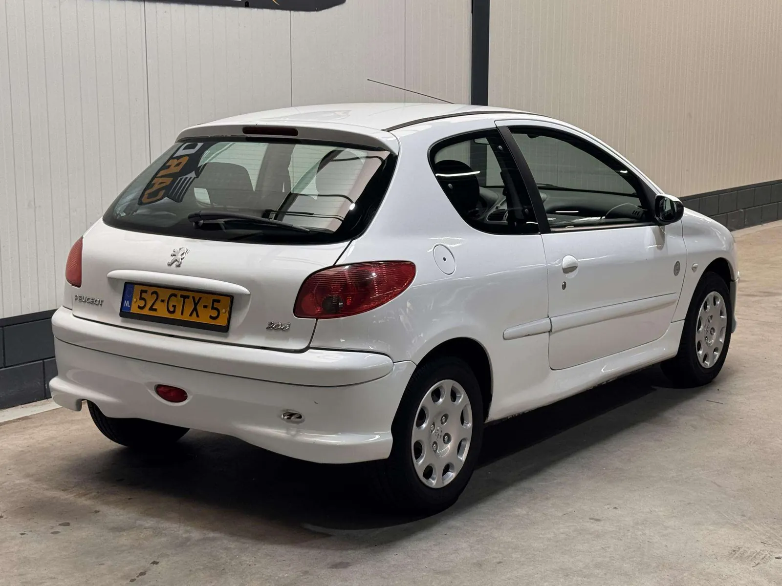 Peugeot 206 2008 photo 5