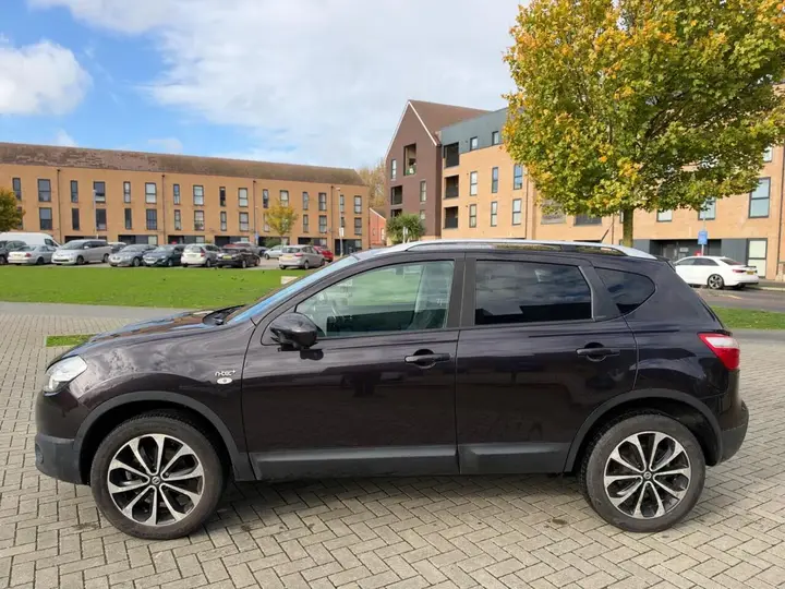 Nissan Qashqai 2012 photo 5