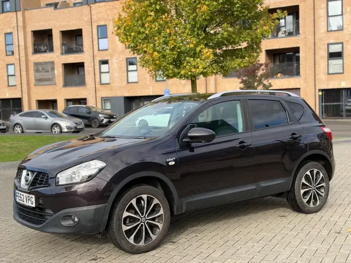 Nissan Qashqai 2012 photo 4