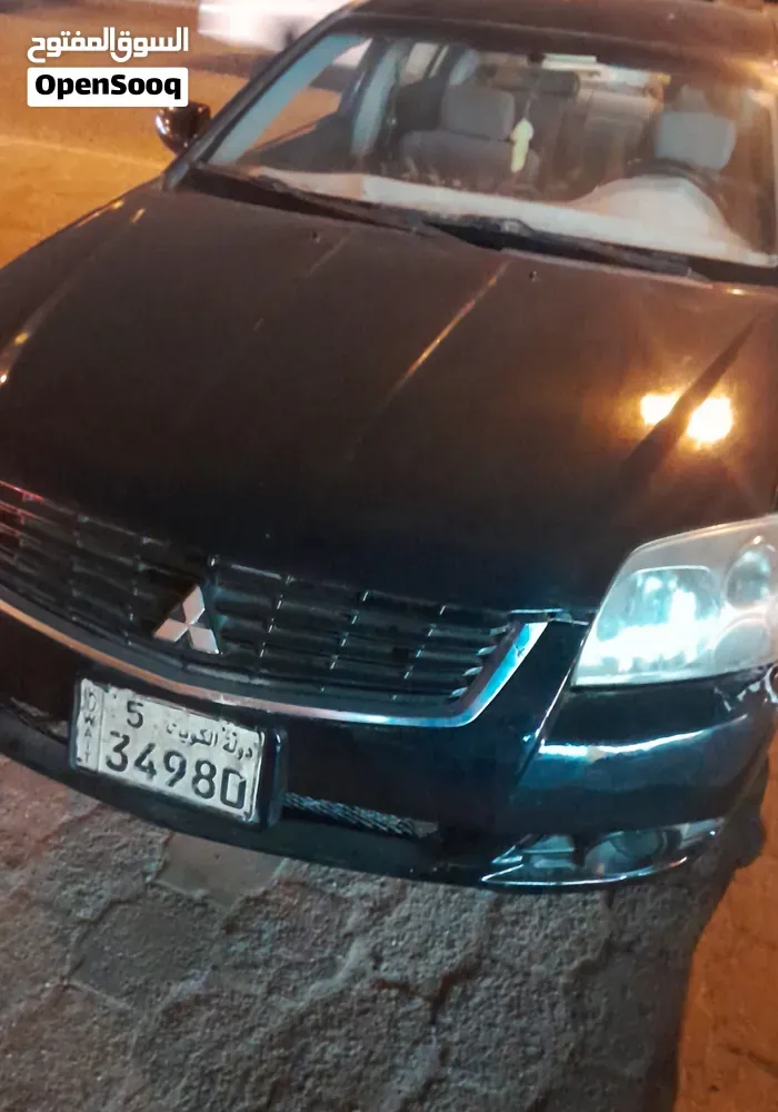 Mitsubishi Pajero 2011 photo 2
