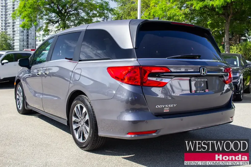 Honda Odyssey 2024 photo 3