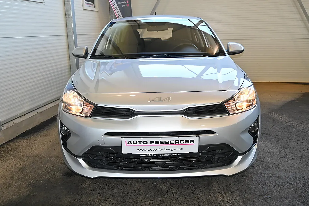 Kia Rio 2023 photo 2