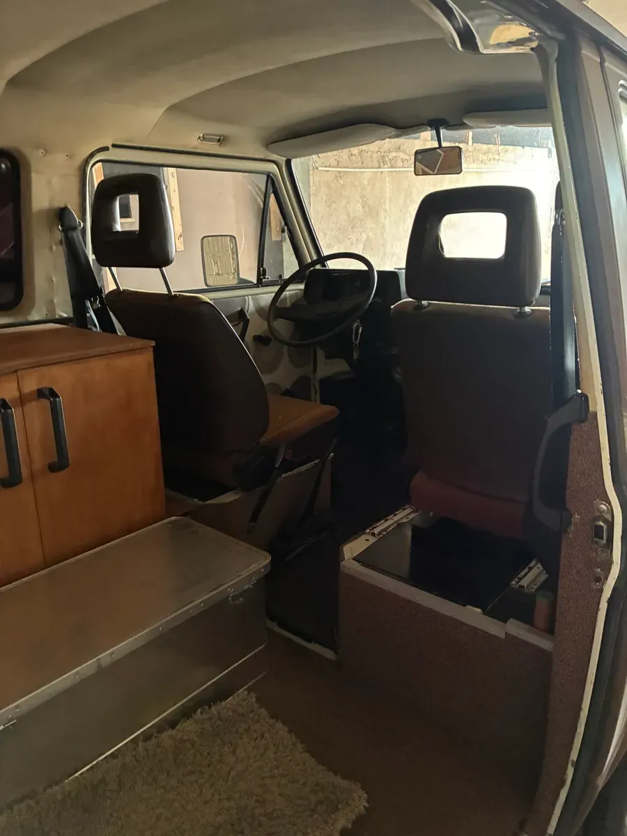 Volkswagen T3 1981 photo 3