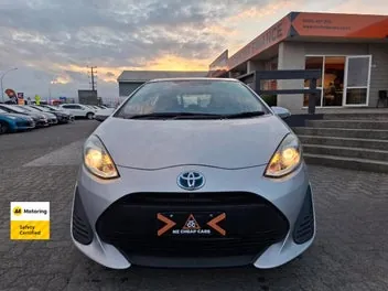 Toyota Aqua 2018 photo 3