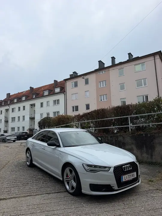 Audi A6 2015 photo 2