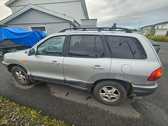 Hyundai Santa Fe 2004 photo 4