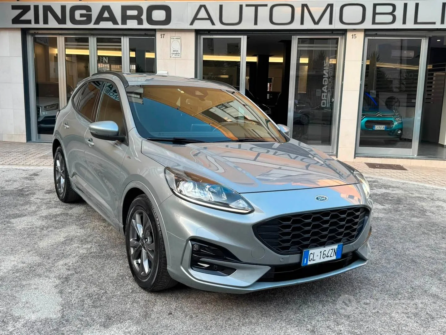 Ford Kuga 2022 photo 2