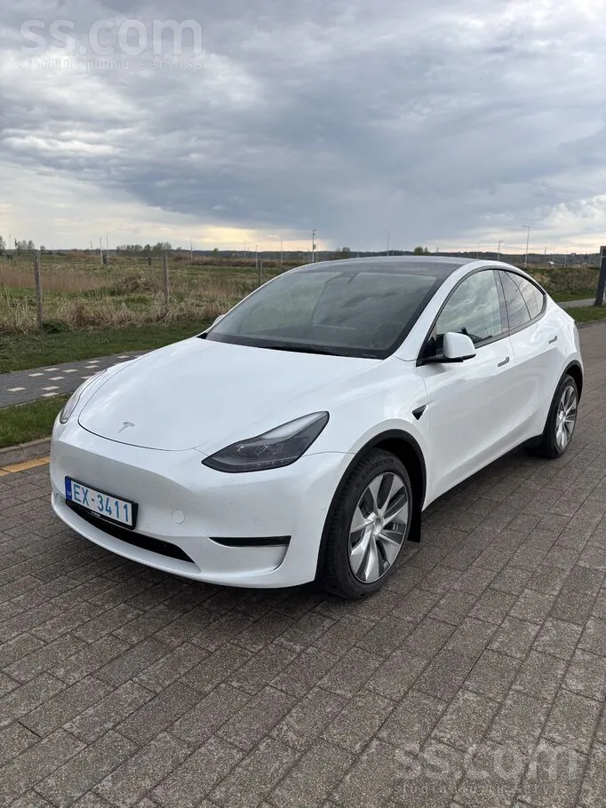 Tesla Model Y 2022 photo 3
