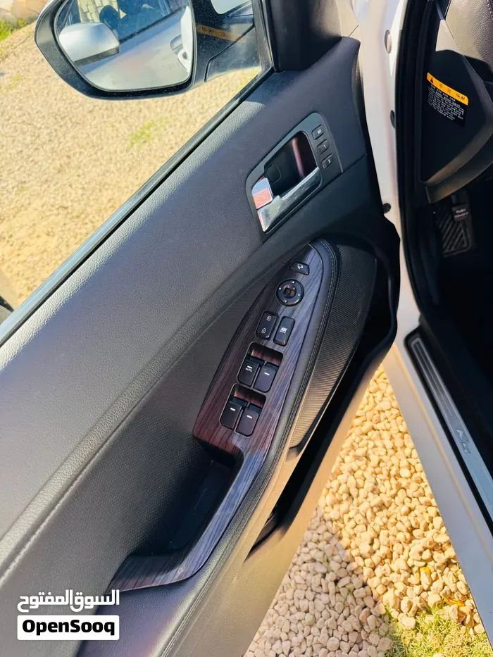 Kia K5 2012 photo 4