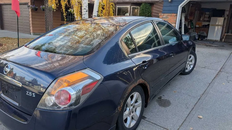 Nissan Altima 2009 photo 2