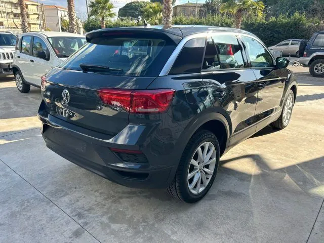 Volkswagen T-Roc 2019 photo 4