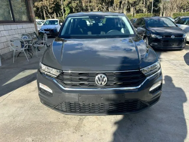 Volkswagen T-Roc 2019 photo 2