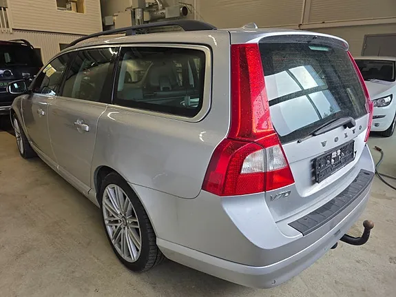 Volvo V70 2010 photo 5