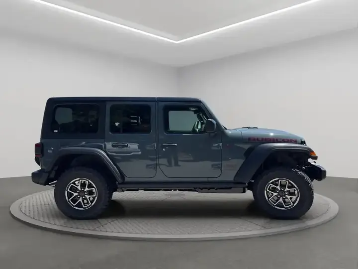 Jeep Wrangler 2026 photo 3