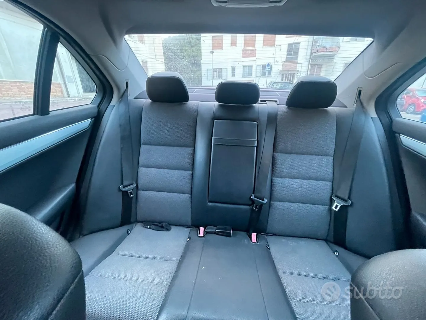 Mercedes-Benz C-Class 2008 photo 5