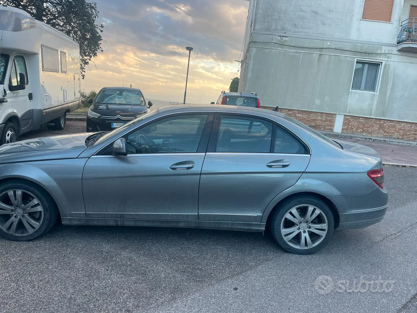 Mercedes-Benz C-Class 2008 photo 2