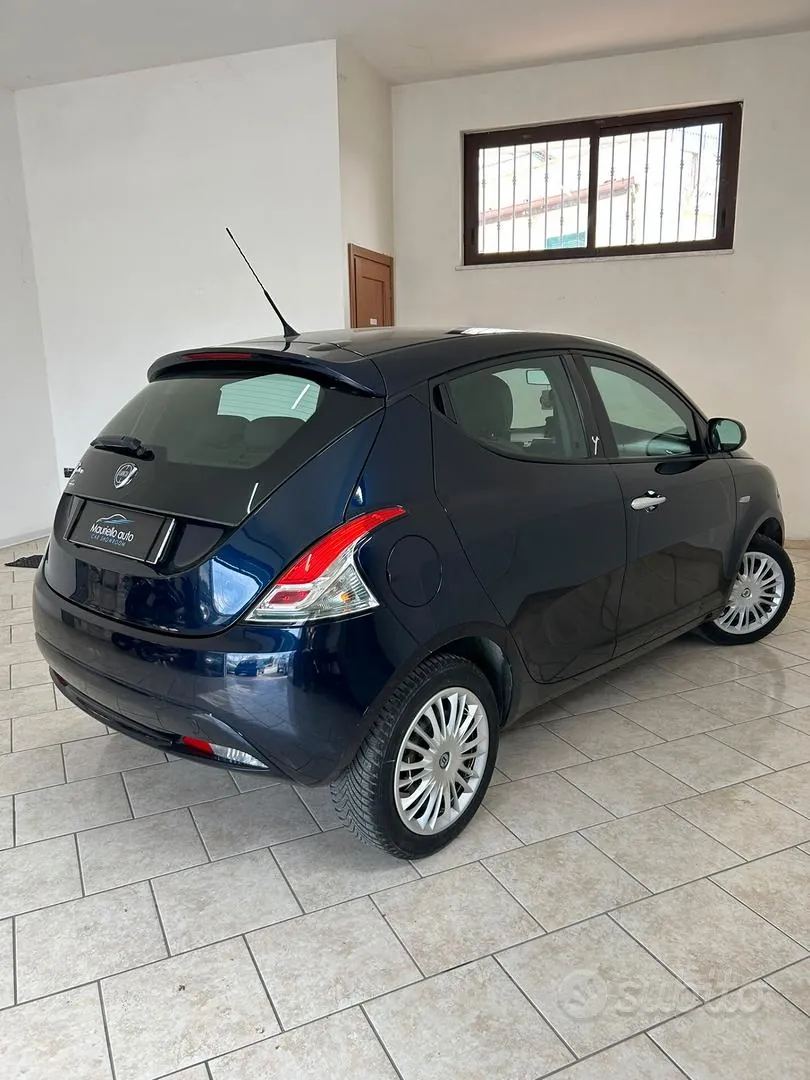 Lancia Ypsilon 2017 photo 4