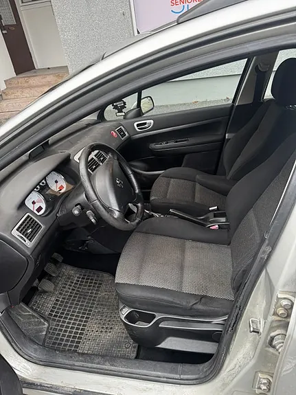 Peugeot 307 2008 photo 5