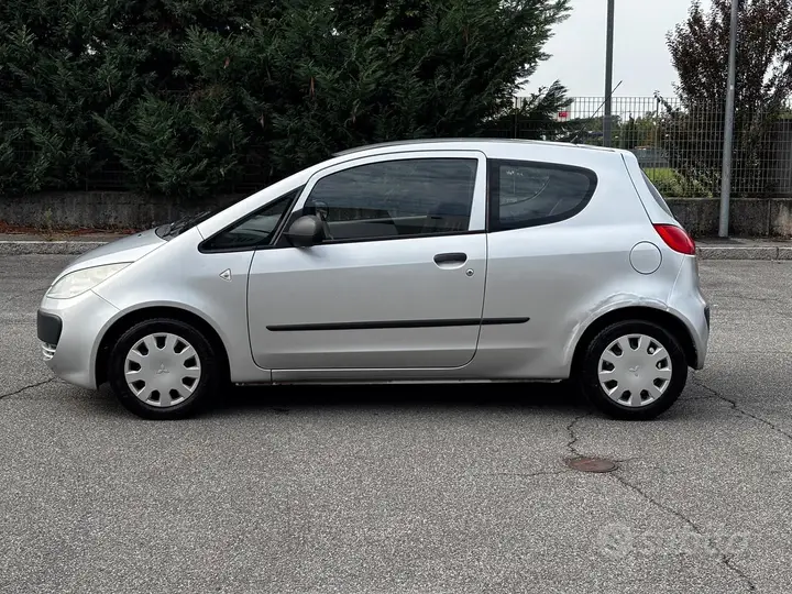 Mitsubishi Colt 2006 photo 4